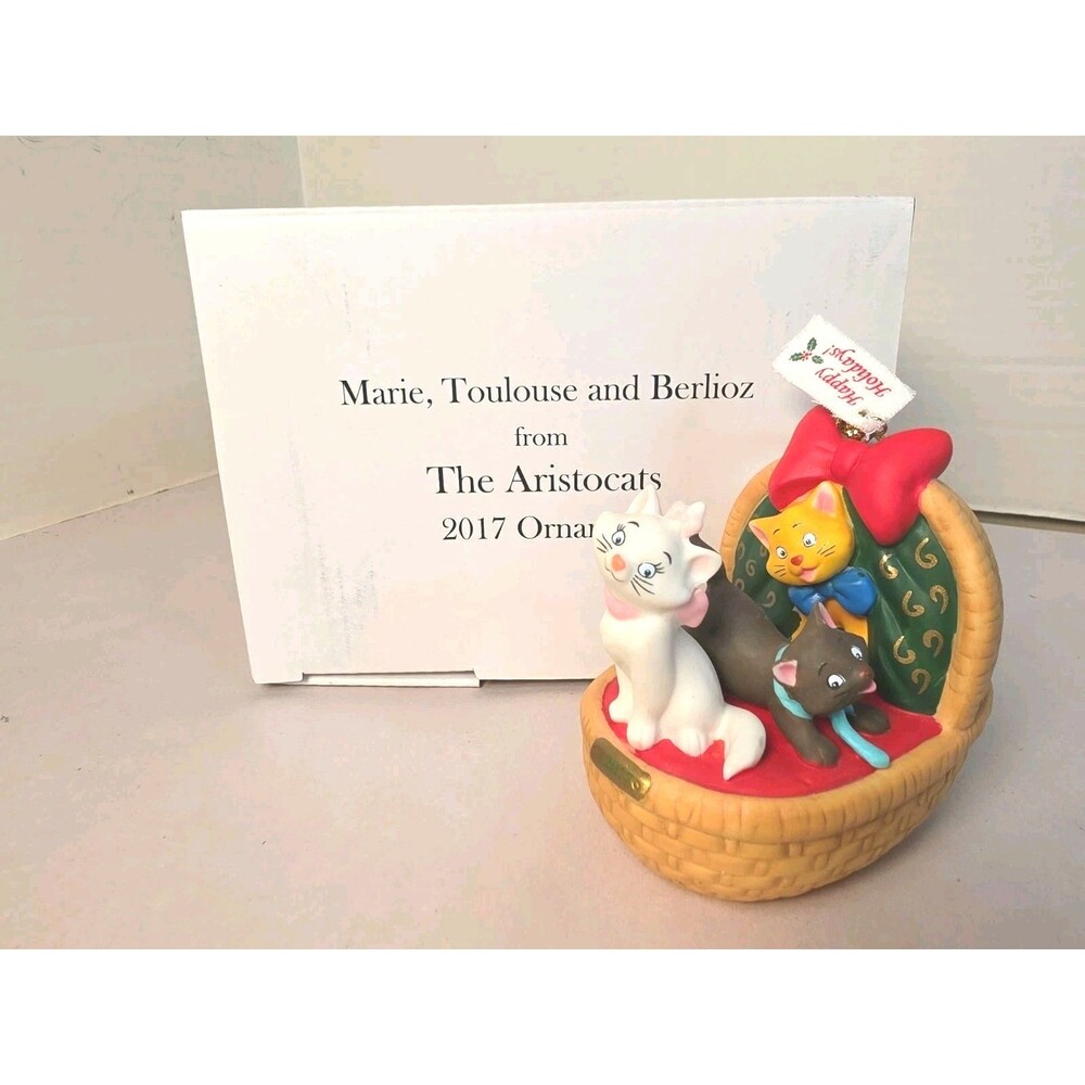 Disney The Aristocats Christmas Ornament Marie Toulouse & Berlioz Basket W/ box